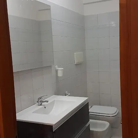 Alojamento de Acomodação e Pequeno-almoço Casa Nadia *